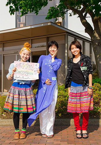 明治学院_戸塚まつり2014_取材写真