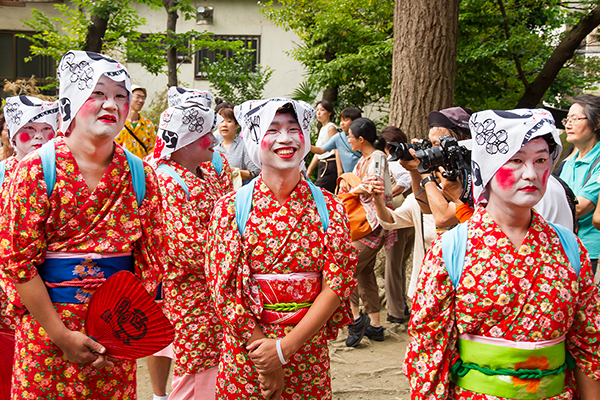 お札まきと「とつか夏まつり」2016_取材報告