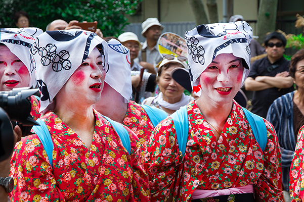 お札まきと「とつか夏まつり」2016_取材報告