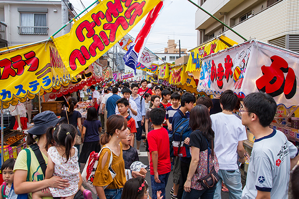 お札まきと「とつか夏まつり」2016_取材報告