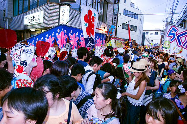 お札まきと「とつか夏まつり」2016_取材報告