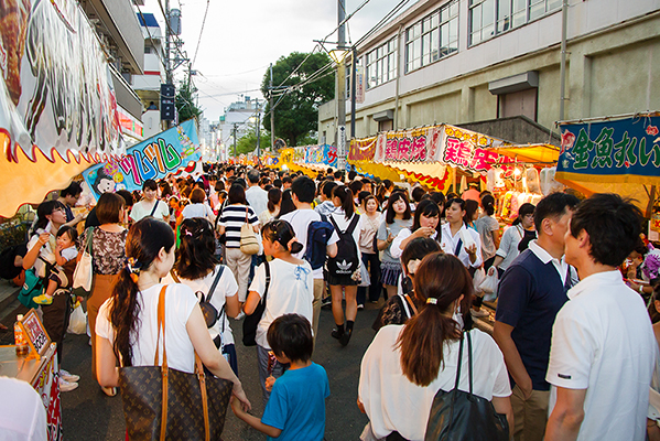 お札まきと「とつか夏まつり」2016_取材報告