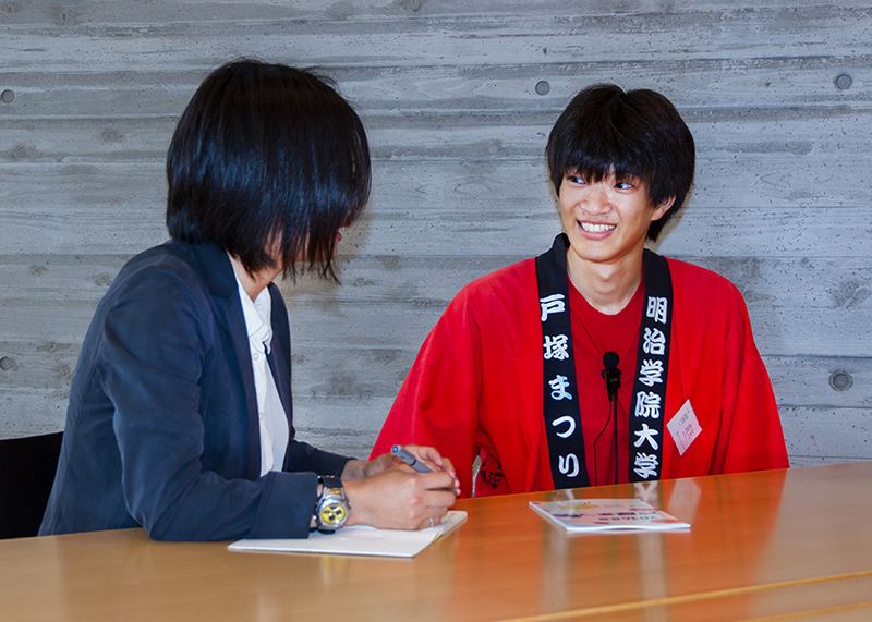 明治学院_戸塚まつり2016_取材写真